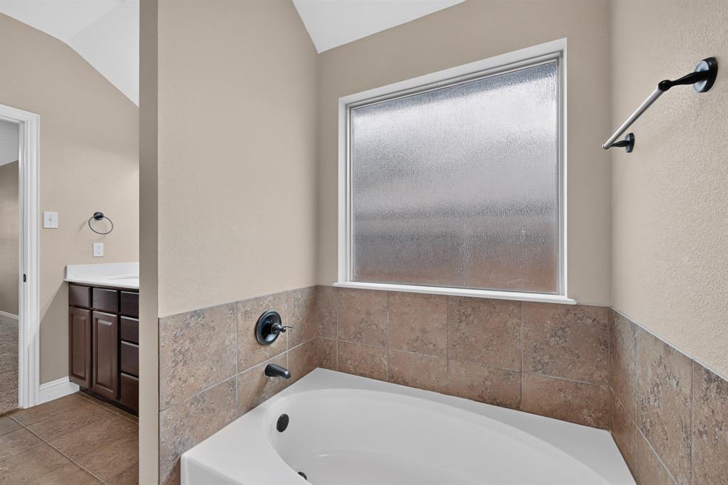 103 Windermere Street, Waxahachie, TX 75165