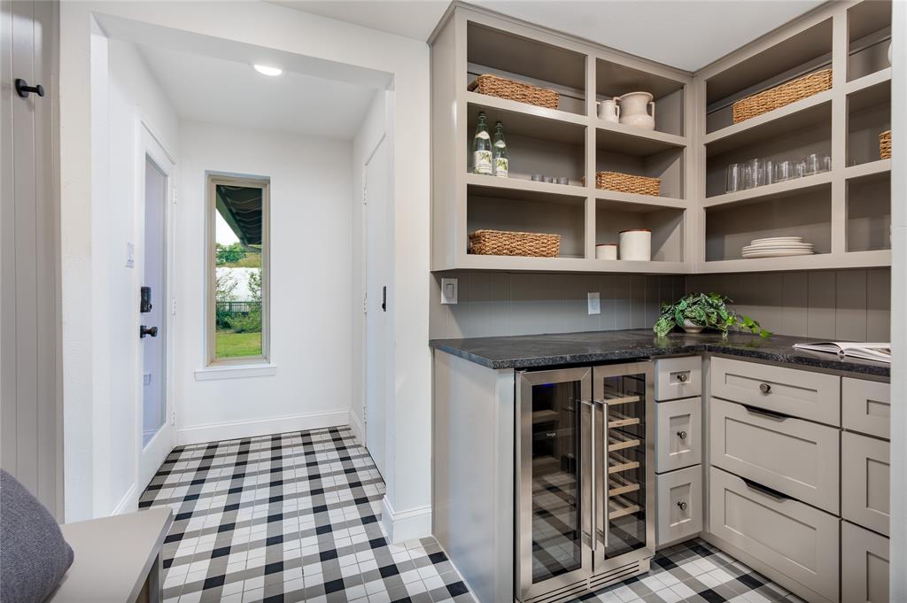 1131 Wicklow Drive, Dallas, TX 75218