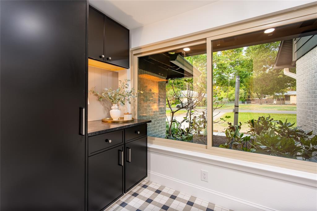 1131 Wicklow Drive, Dallas, TX 75218