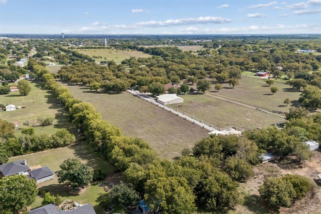 2020 S Bridgefarmer Road, Lowry Crossing, TX 75069