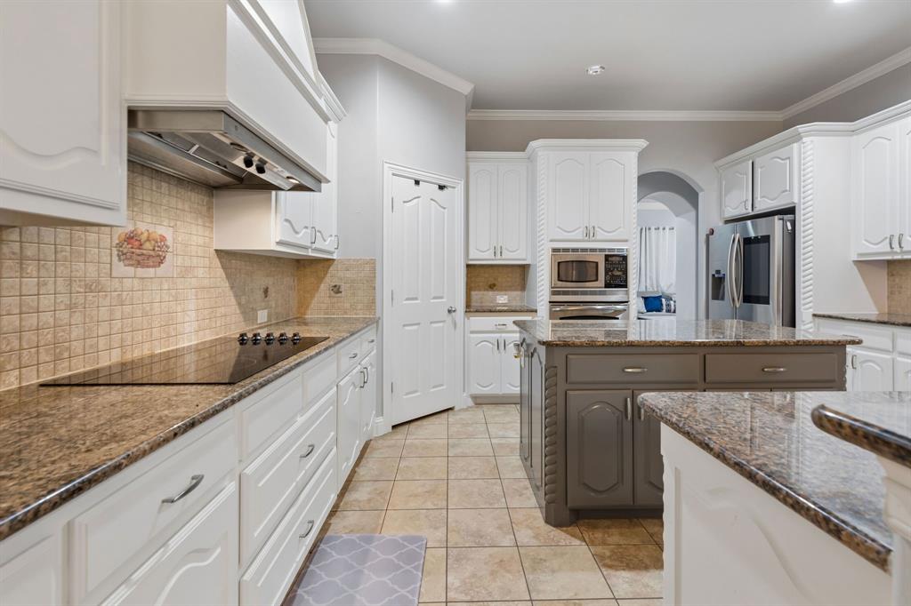 2020 S Bridgefarmer Road, Lowry Crossing, TX 75069