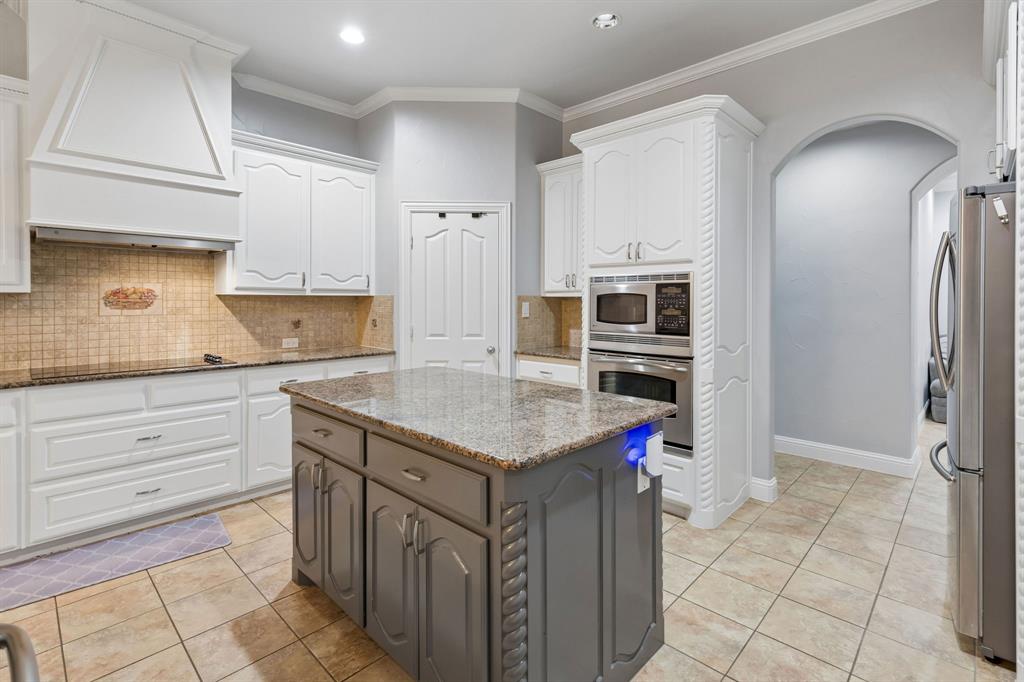 2020 S Bridgefarmer Road, Lowry Crossing, TX 75069