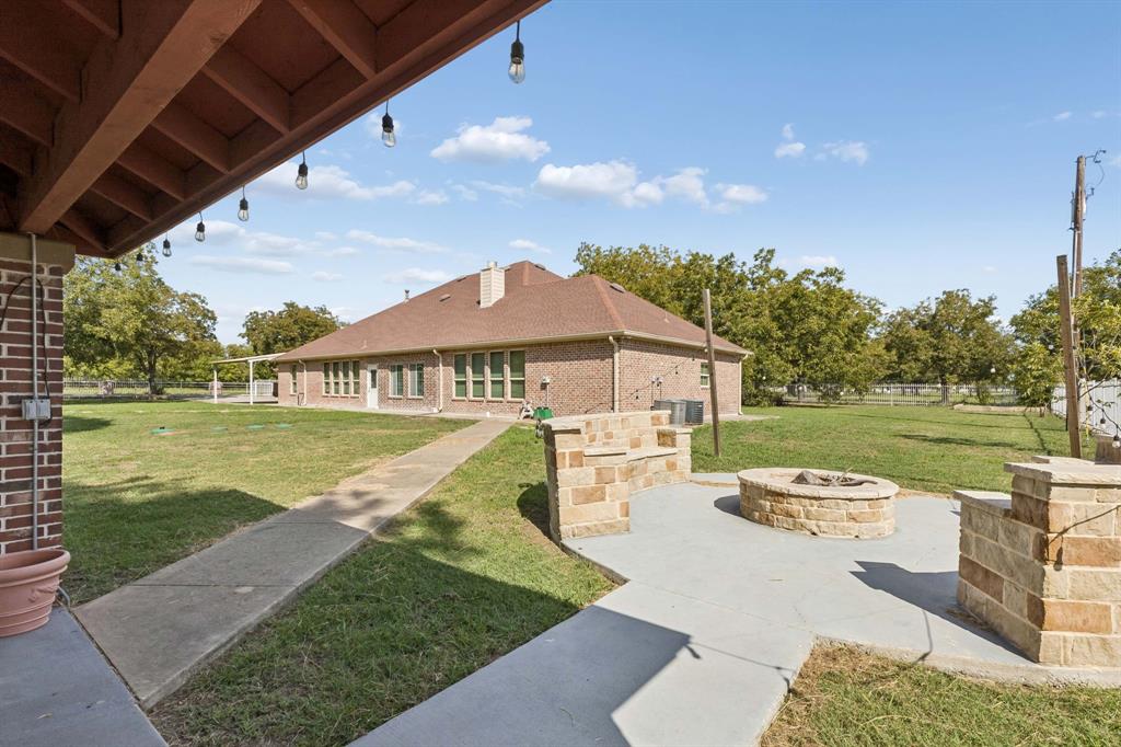 2020 S Bridgefarmer Road, Lowry Crossing, TX 75069
