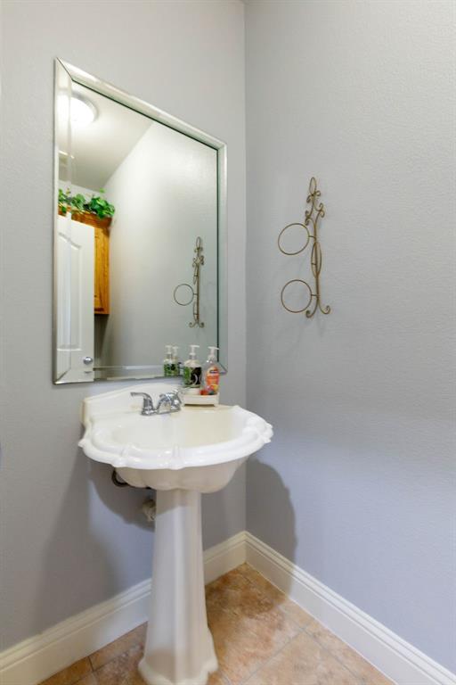 2020 S Bridgefarmer Road, Lowry Crossing, TX 75069