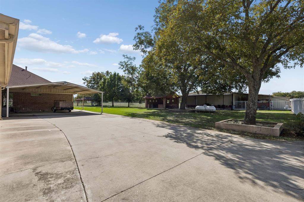 2020 S Bridgefarmer Road, Lowry Crossing, TX 75069