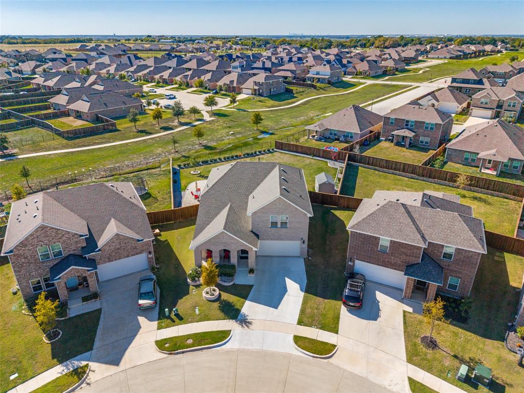 722 Lauren Grove Lane, Forney, TX 75126