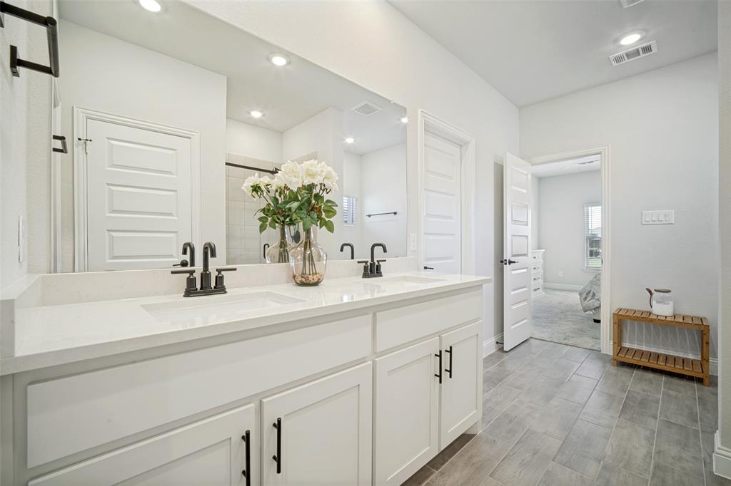 722 Lauren Grove Lane, Forney, TX 75126