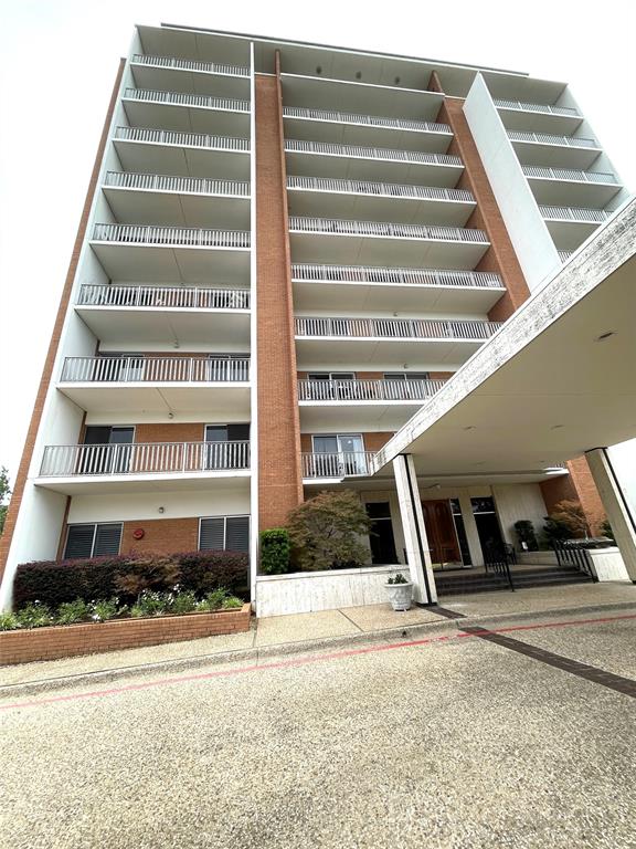 Front entrance to Lake Air Tower