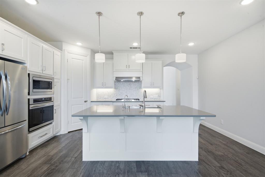 1913 Bending Oak Street, Fort Worth, TX 76008