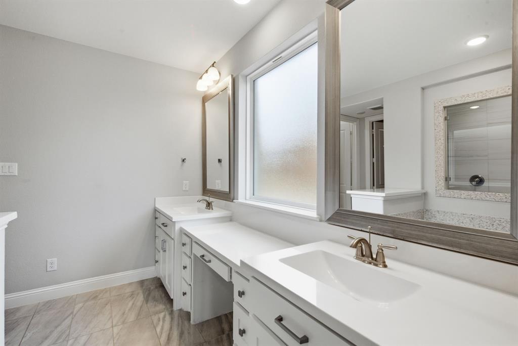 1913 Bending Oak Street, Fort Worth, TX 76008