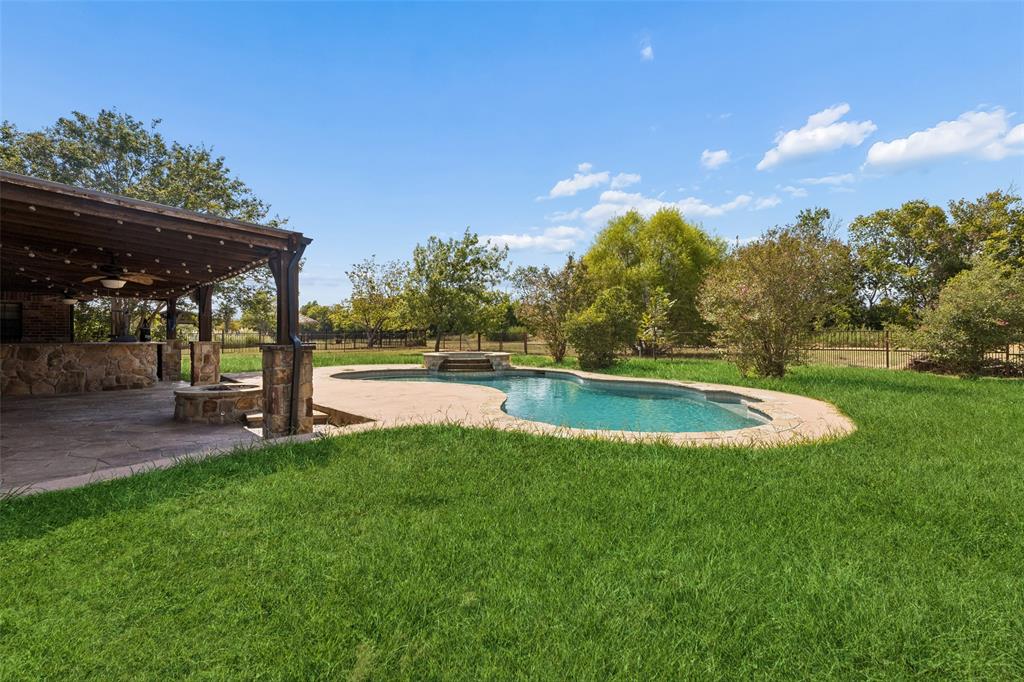 10377 W Dublin Drive, Forney, TX 75126
