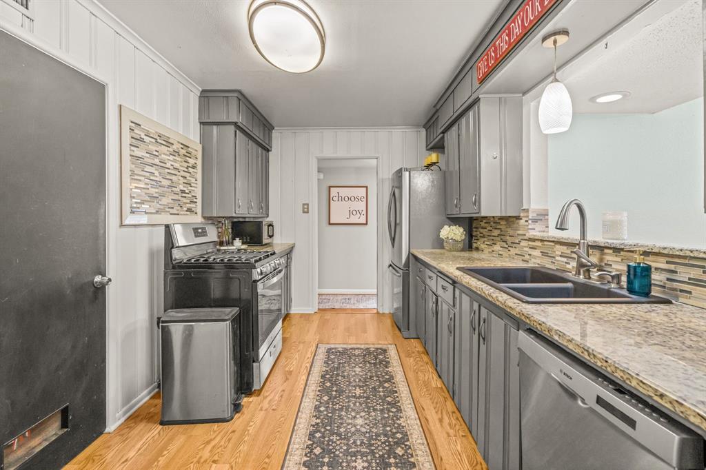 3401 W Fuller Avenue, Fort Worth, TX 76133