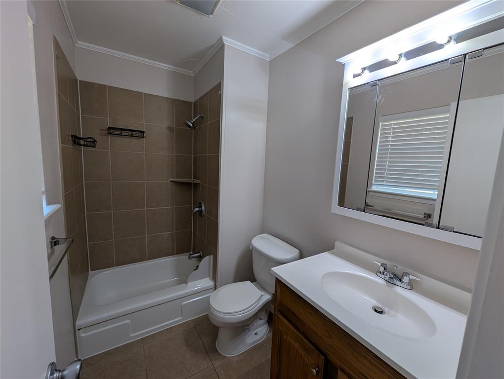 1305 Glenville Drive, Garland, TX 75042 1305 Glenville Drive, Garland, TX 75042