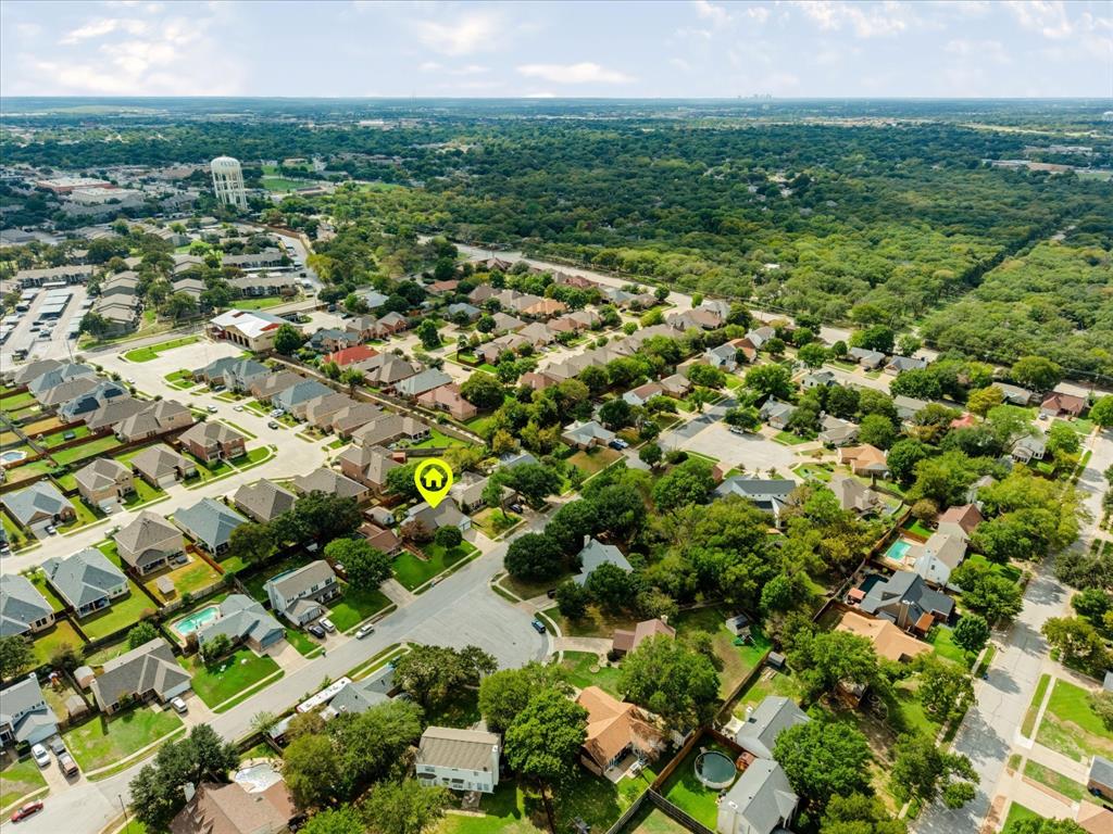 208 Wildbriar Street, Euless, TX 76039