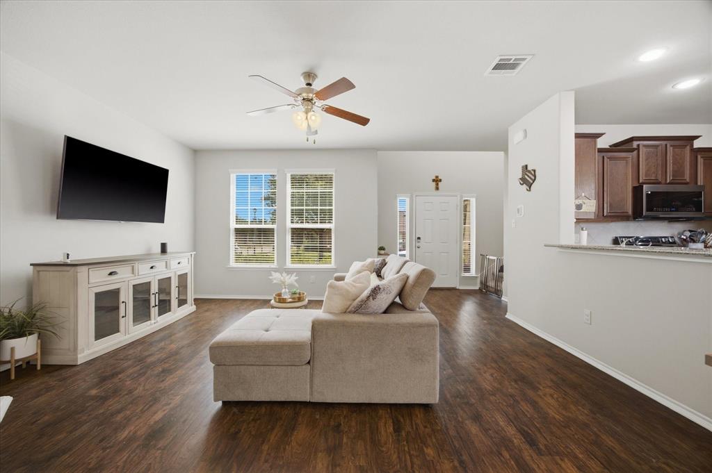 1709 Applegate Way, Royse City, TX 75189
