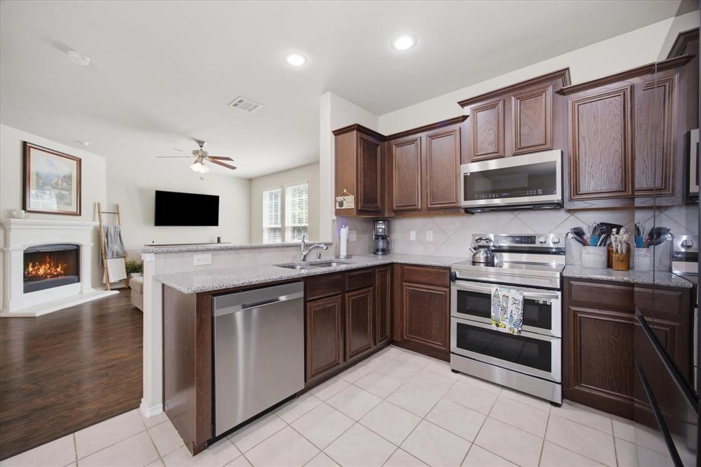 1709 Applegate Way, Royse City, TX 75189