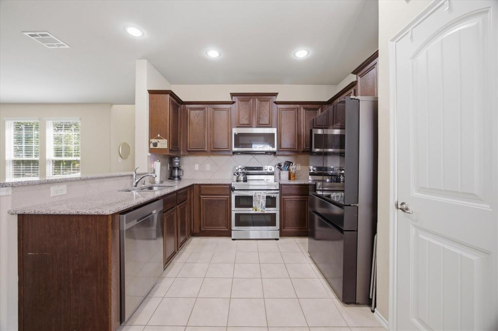 1709 Applegate Way, Royse City, TX 75189