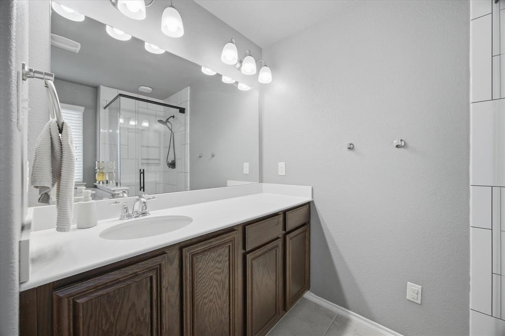 1709 Applegate Way, Royse City, TX 75189