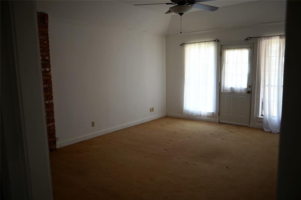 12797 FM 1385, Pilot Point, TX 76258