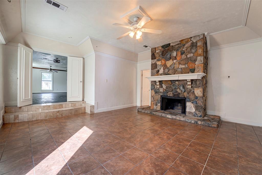 554 Pleasant Vista Drive, Dallas, TX 75217