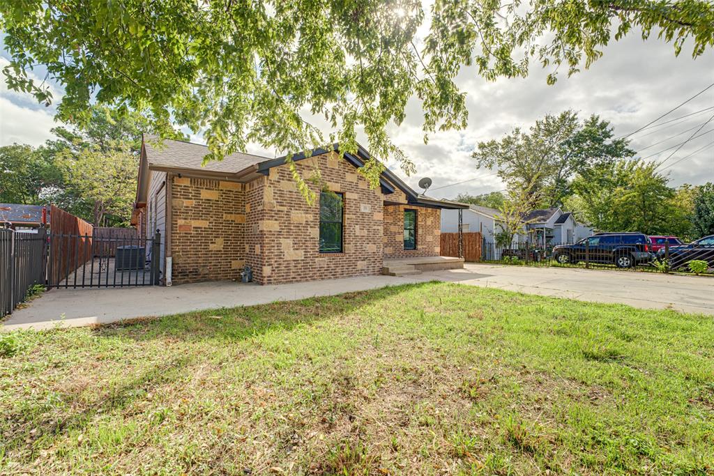 554 Pleasant Vista Drive, Dallas, TX 75217