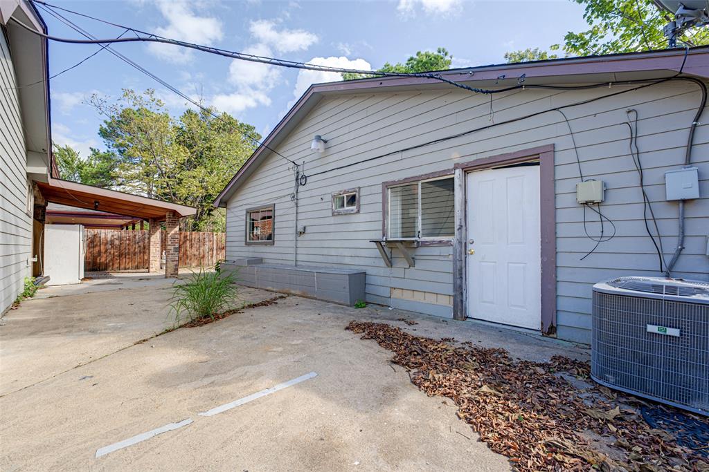 Detached apartment