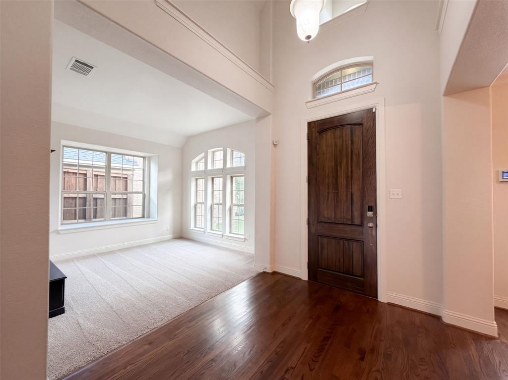 4409 Elmgreen Drive, Fort Worth, TX 76262