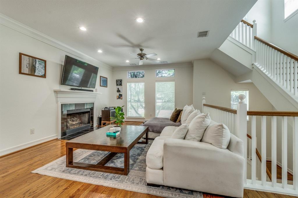 2910 State Street, Dallas, TX 75204