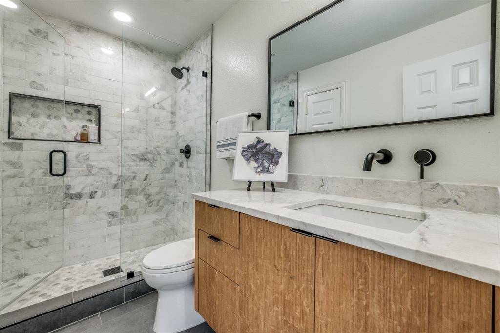 2910 State Street, Dallas, TX 75204