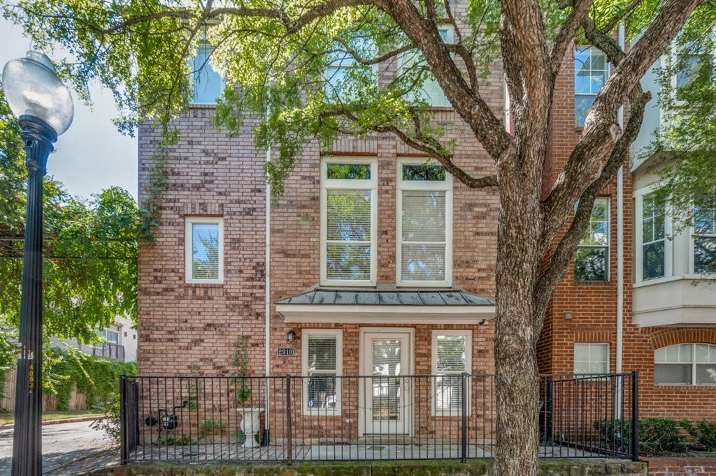 2910 State Street, Dallas, TX 75204