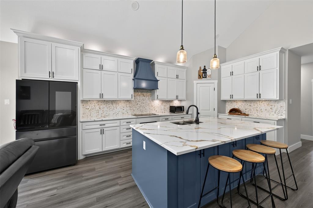 9116 Beckleycrest Avenue, Dallas, TX 75232