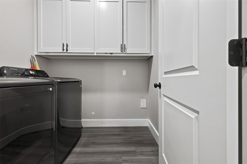 9116 Beckleycrest Avenue, Dallas, TX 75232