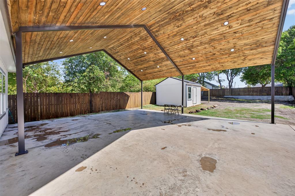 9116 Beckleycrest Avenue, Dallas, TX 75232