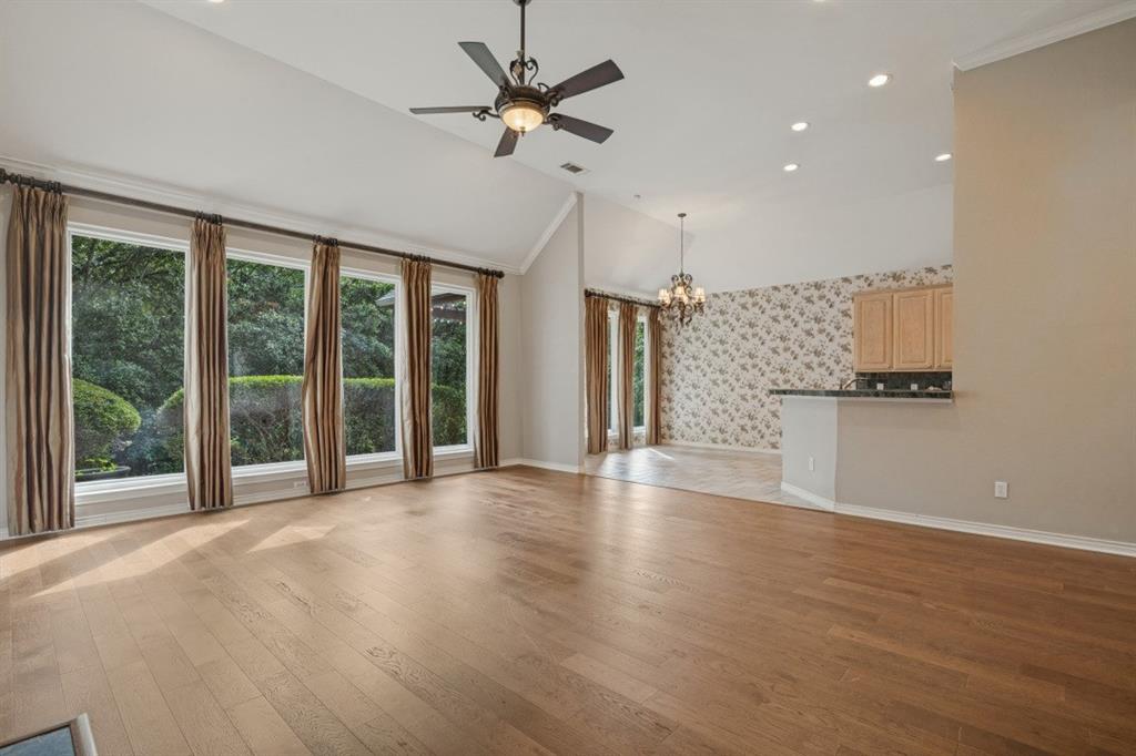 Living Rm with view to bkfst area and kitchen