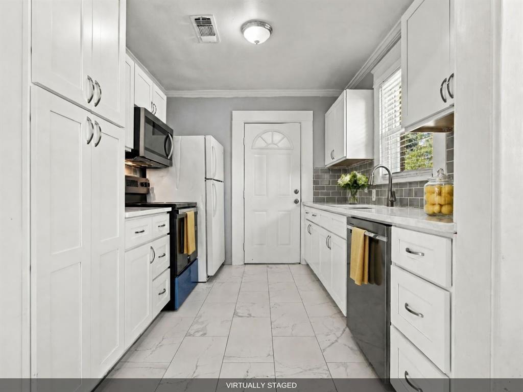 1511 Hollywood Avenue, Dallas, TX 75208
