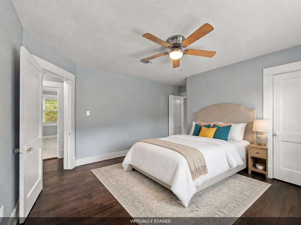 Middle Bedroom