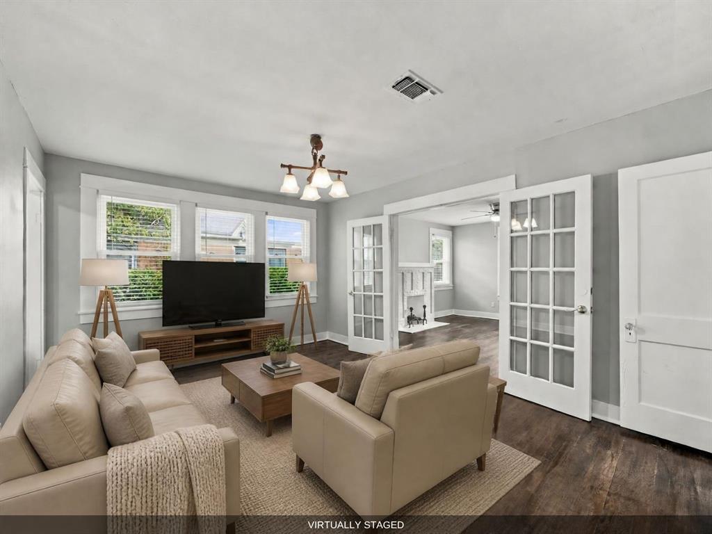 1511 Hollywood Avenue, Dallas, TX 75208