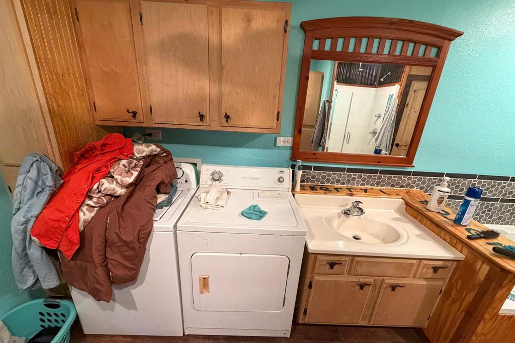2291 E Quinlan Parkway, Quinlan, TX 75474