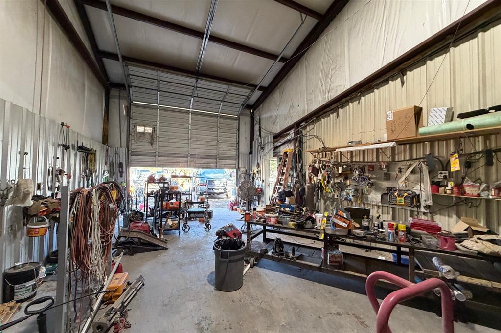 2291 E Quinlan Parkway, Quinlan, TX 75474