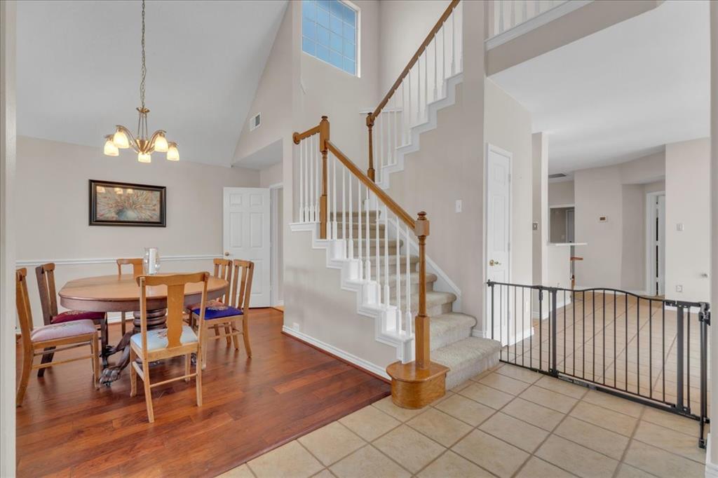 305 Moss Hill Road, Irving, TX 75063