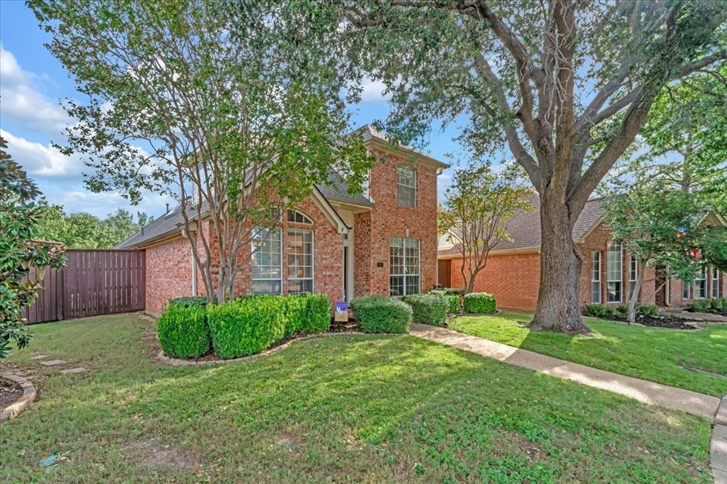 305 Moss Hill Road, Irving, TX 75063