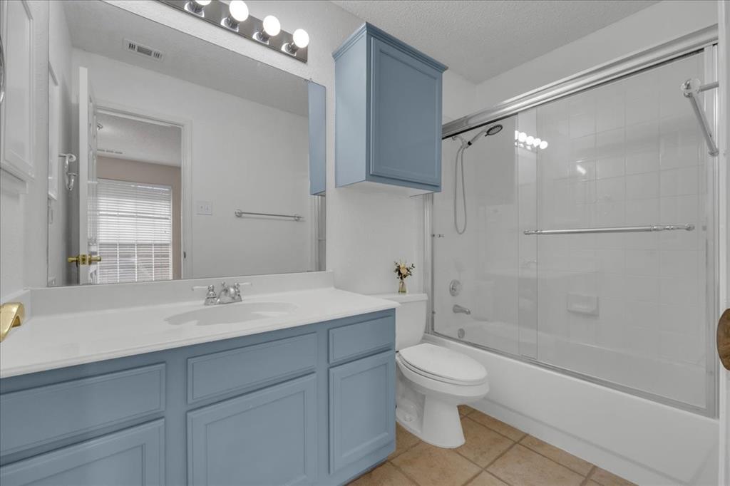 305 Moss Hill Road, Irving, TX 75063