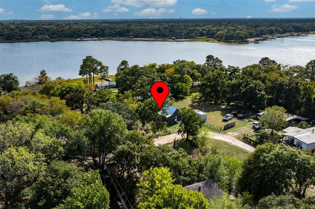 182 Starfish Lane, Mabank, TX 75156