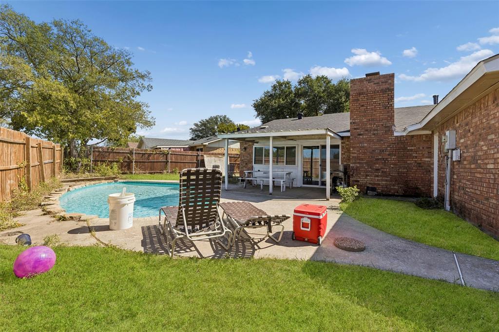 7319 Blackwillow Lane, Dallas, TX 75249