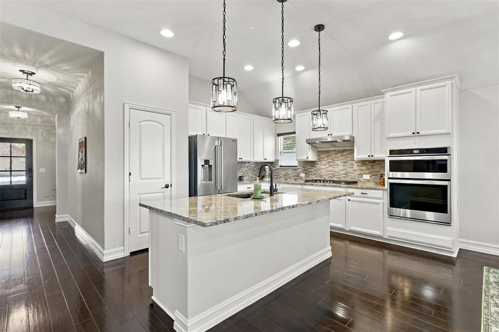 525 Yellowstone Drive, Celina, TX 75009 525 Yellowstone Drive, Celina, TX 75009