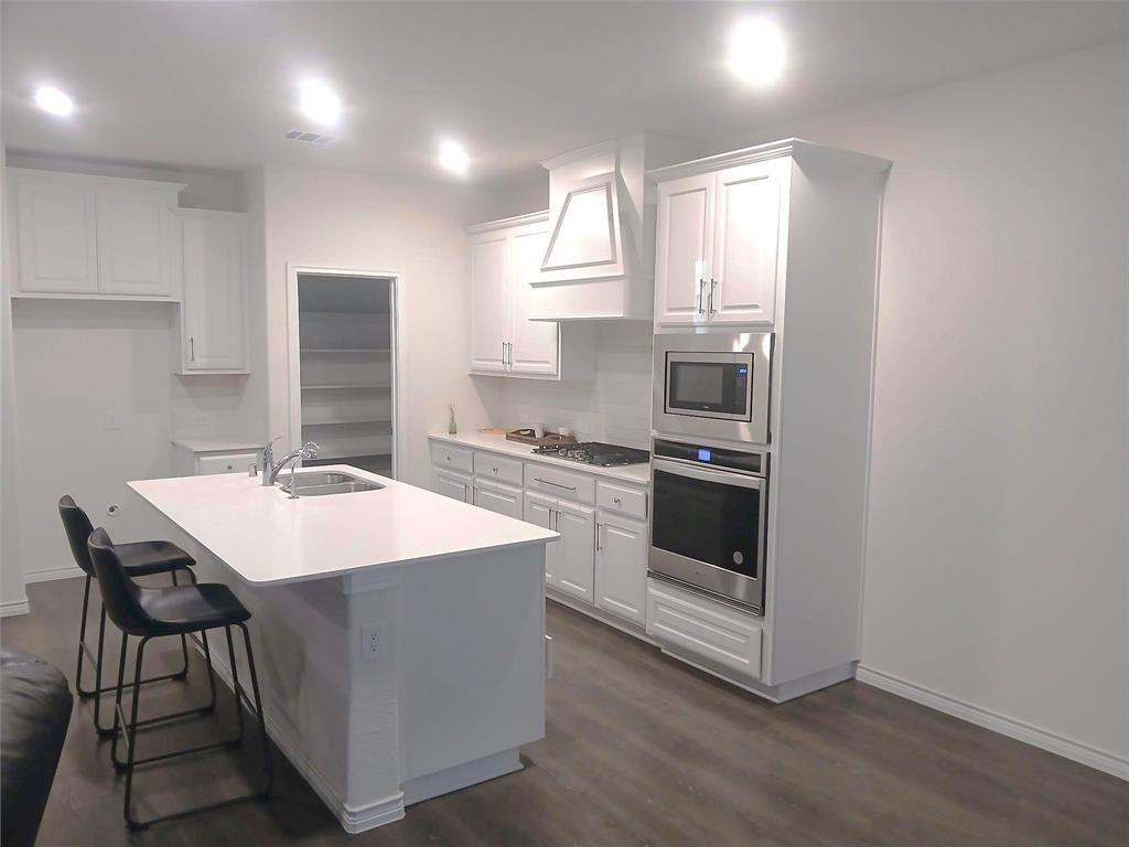 3943 Sidney Lane, Heath, TX 75126
