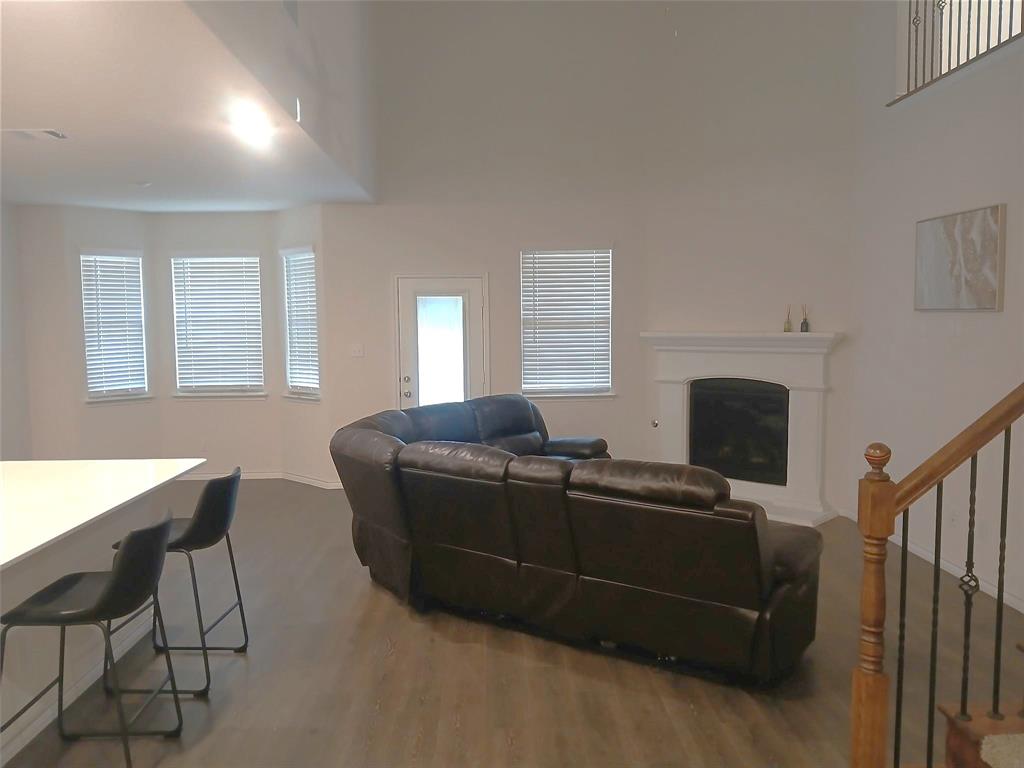 3943 Sidney Lane, Heath, TX 75126