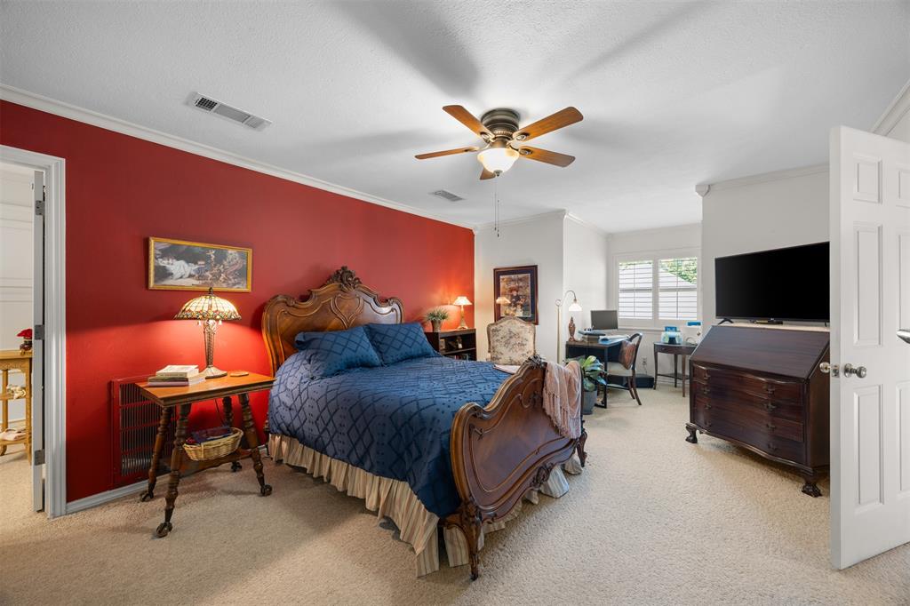 2nd level bedroom