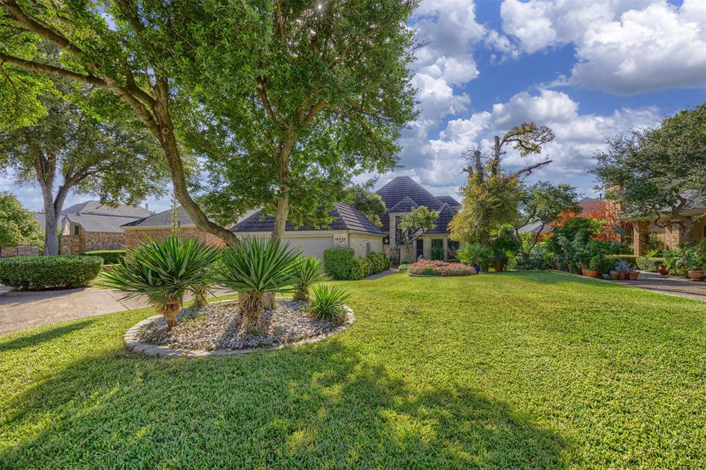 16024 Chalfont Circle, Dallas, TX 75248