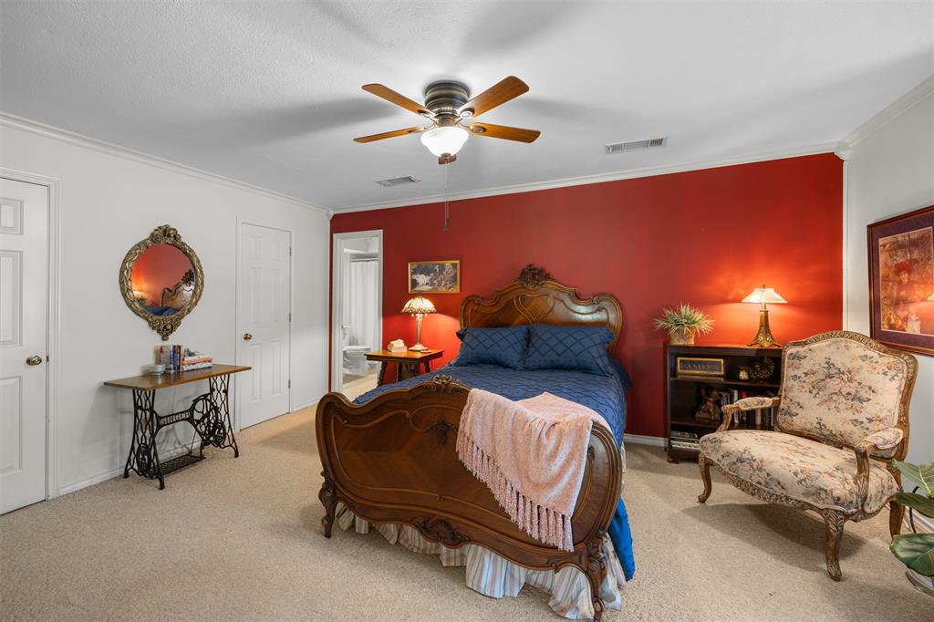 2nd level bedroom